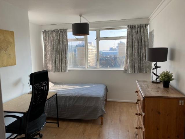 Room for rent in Pimlico, Greater London