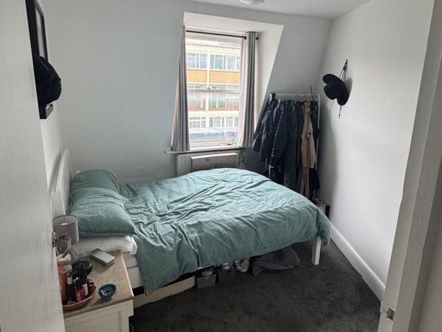 Room for rent in Pimlico, Greater London