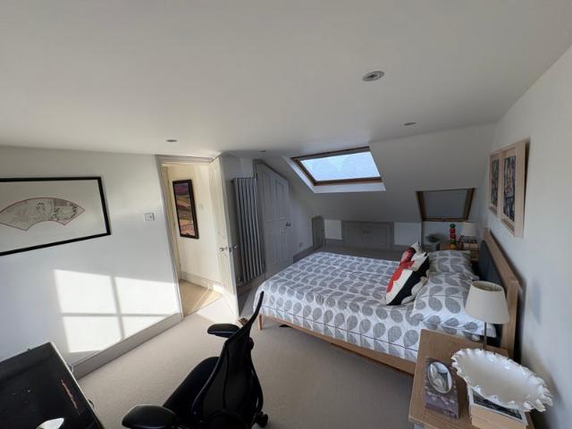 Room for rent in London Borough of Ealing, Greater London