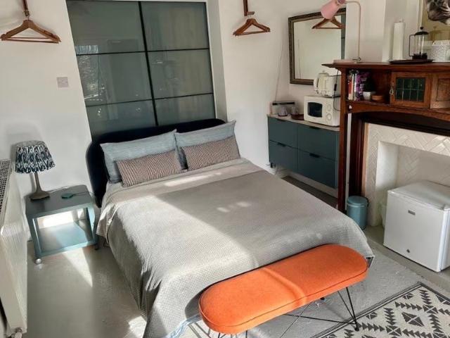 Room for rent in Nether Edge, South Yorkshire