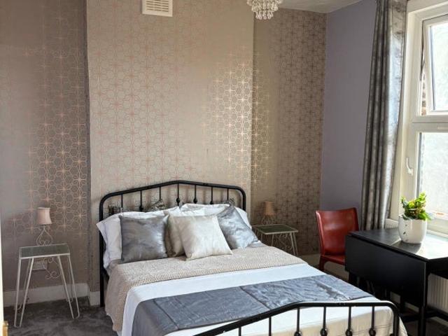 Room for rent in Penge, Greater London