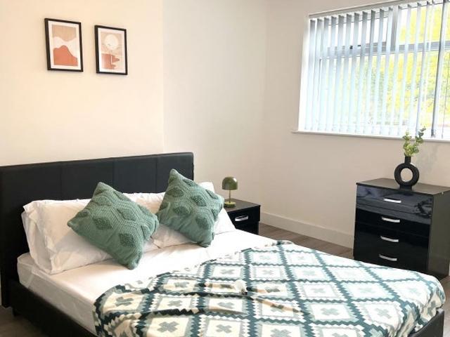 Room for rent in Urmston, Trafford