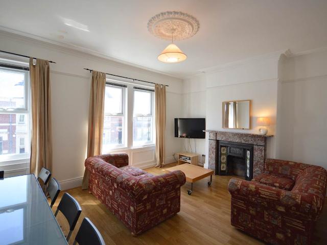 Room for rent in Cradlewell, Newcastle upon Tyne