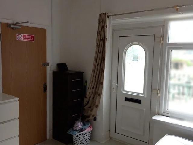 Room for rent in Loundsley Green, East Midlands