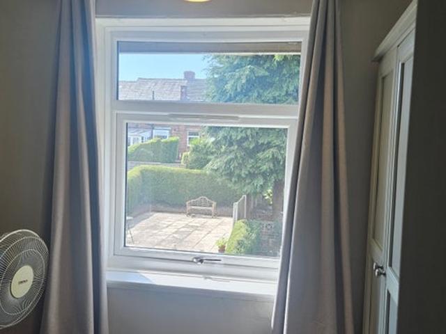 Room for rent in Waverley Cottages, South Yorkshire