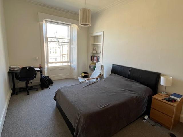 Room for rent in Marchmont, Scotland