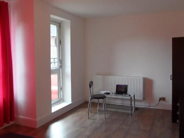 Room for rent in Charlton Riverside, Greater London