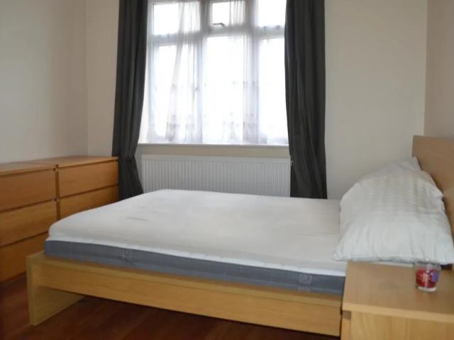 Room for rent in London Borough of Barnet, Greater London