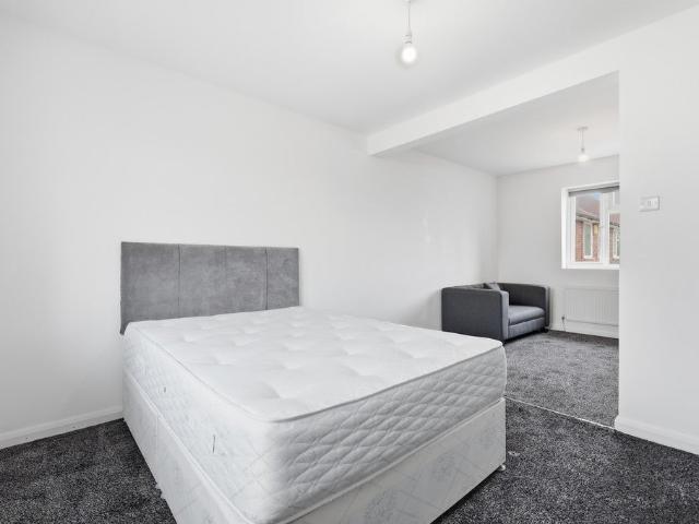 Room for rent in Farleygreen, Spring Park