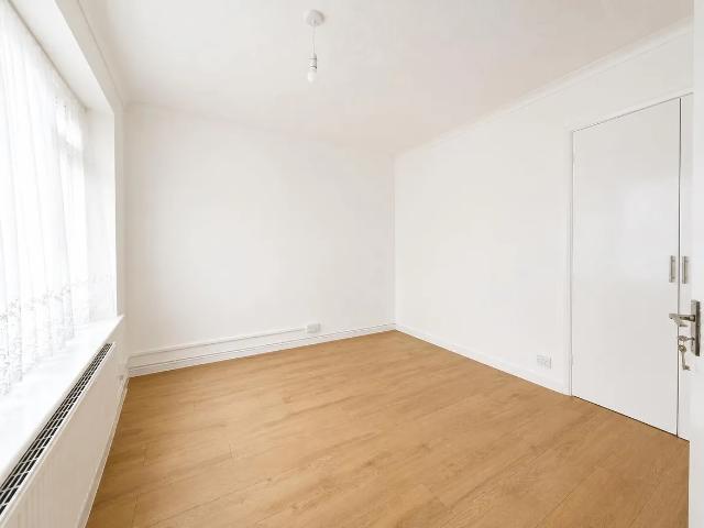 Room for rent in Troy Town, Rochester
