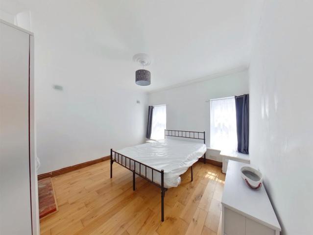 Room for rent in Clayhall, Middlecroft
