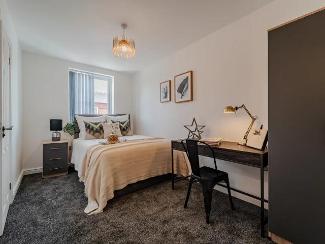 Room for rent in Oldbury, West Midlands