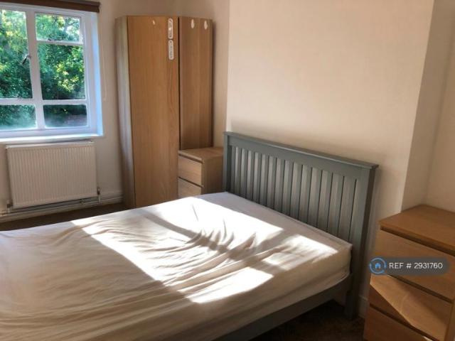Room for rent in Crystal Palace, Greater London