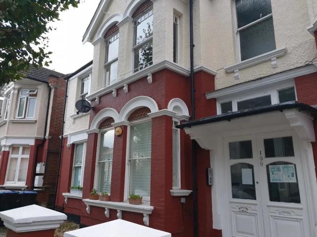 Room for rent in Dollis Hill, Greater London
