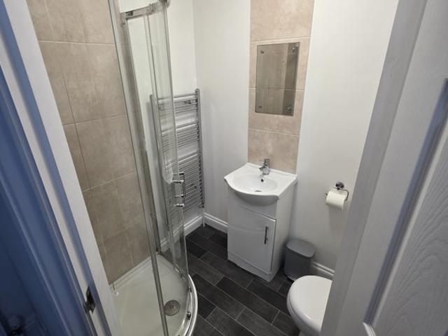 Room for rent in Gravelly Hill, West Midlands