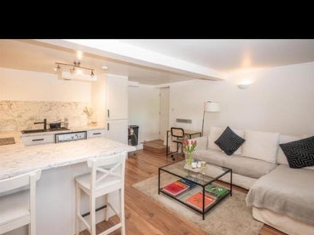 Room for rent in Navestock Side, Essex