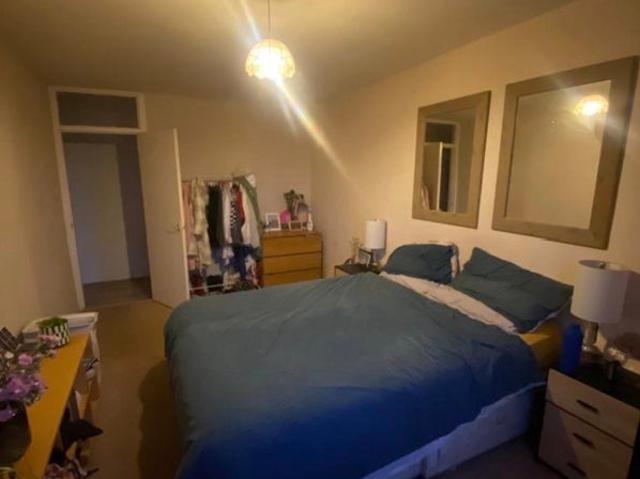Room for rent in Mayfield, Newington