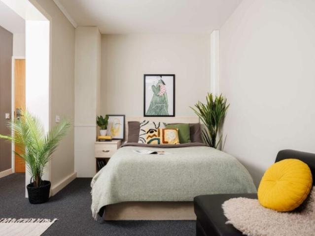 Room for rent in Haddon, East Midlands