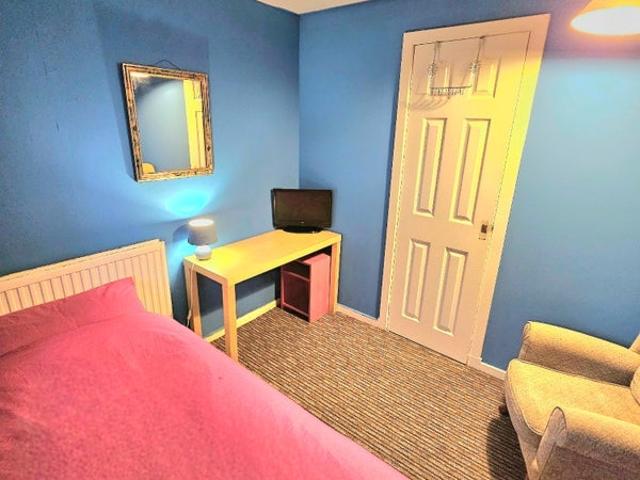 Room for rent in Cambuslang, Scotland