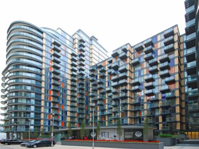 Flat for rent in Millwall, Greater London