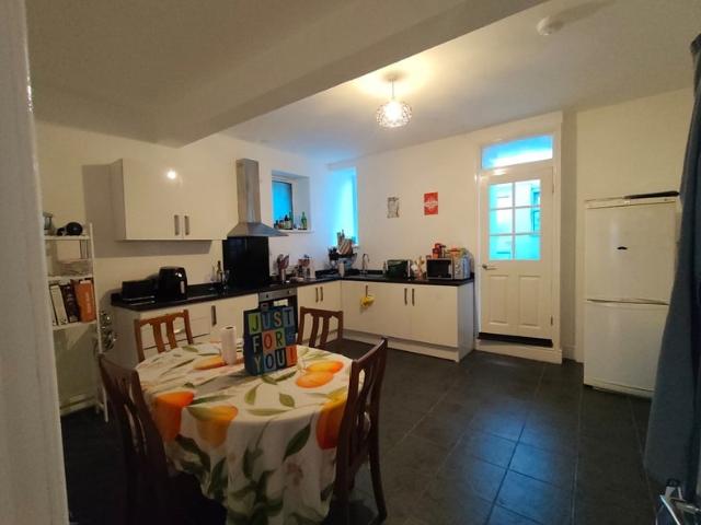 Room for rent in Penygraig, Wales
