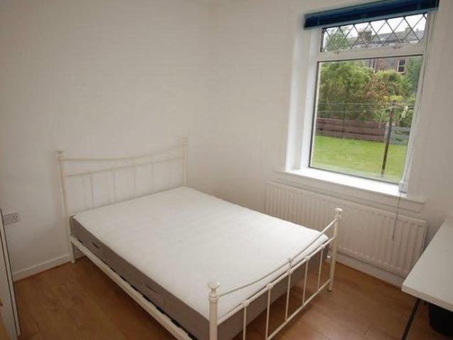 Flat for rent in Moat, Slateford