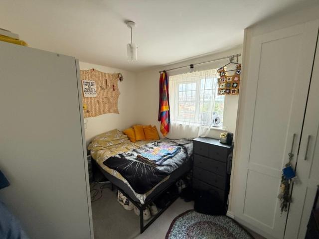 Room for rent in Wharfside, Trafford Park