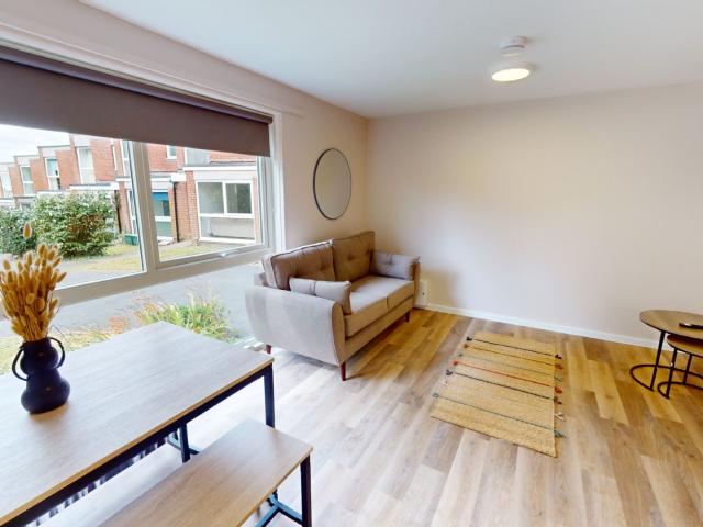Flat for rent in Stoke Hill, Exeter