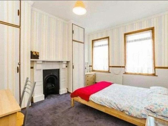 Room for rent in Upton Park, Greater London
