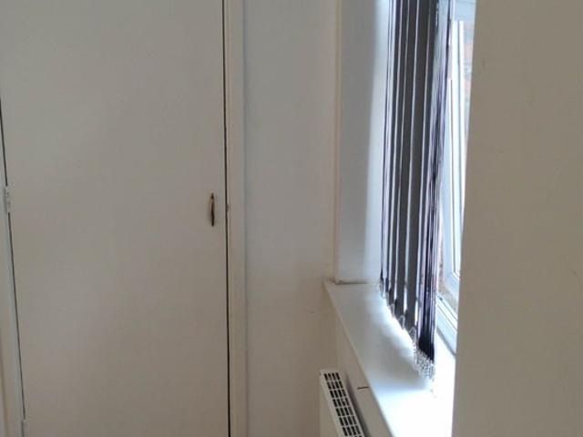 Room for rent in Kingswood