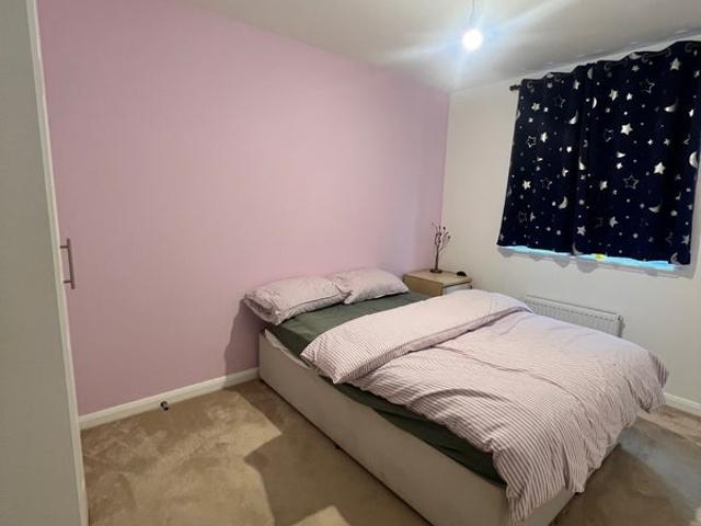 Room for rent in Monarch's Way, West Calder