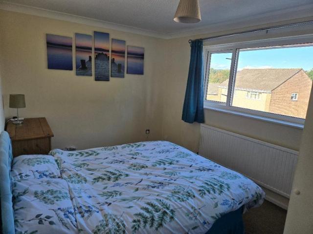 Room for rent in Falcon Lodge, Wales