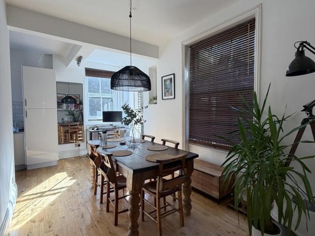Room for rent in Clapham, Greater London