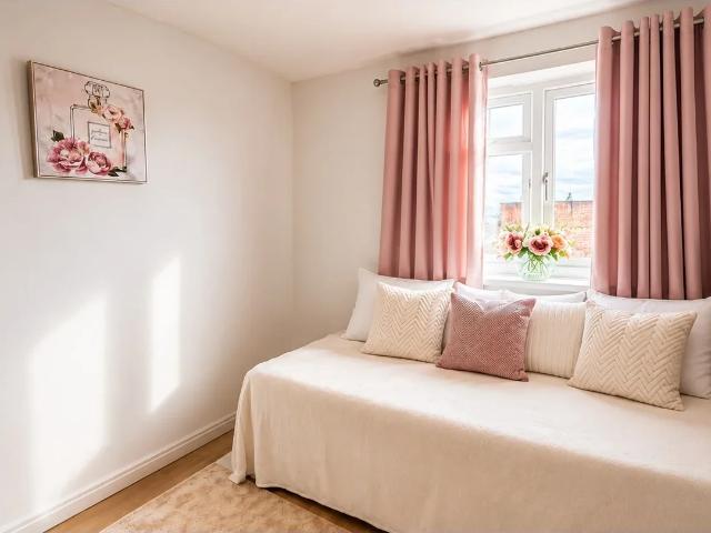 Room for rent in Hendon Central, The Hyde