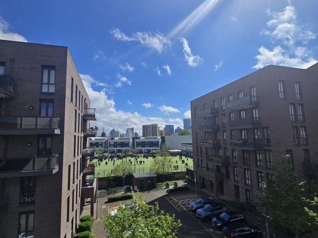 Room for rent in Bromley-by-Bow, Mile End