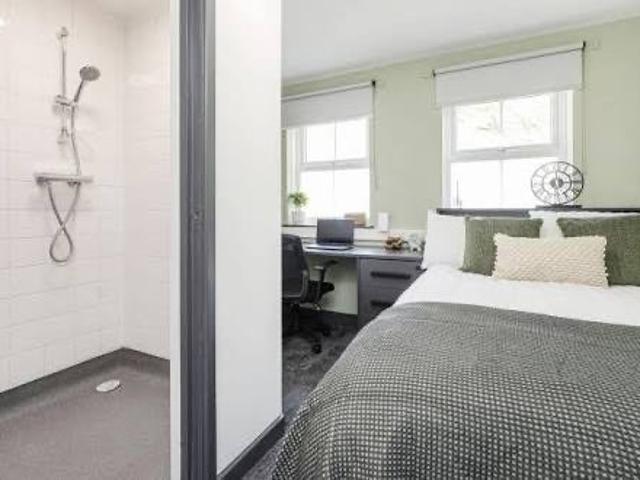 Room for rent in London Borough of Lewisham, New Cross