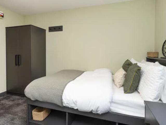 Room for rent in London Borough of Lewisham, New Cross