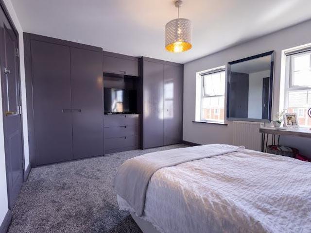 Room for rent in Thorpe, West Yorkshire