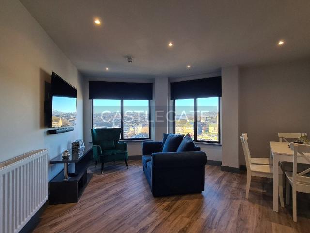 Room for rent in Paddock, Huddersfield