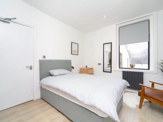 Room for rent in Calderstones
