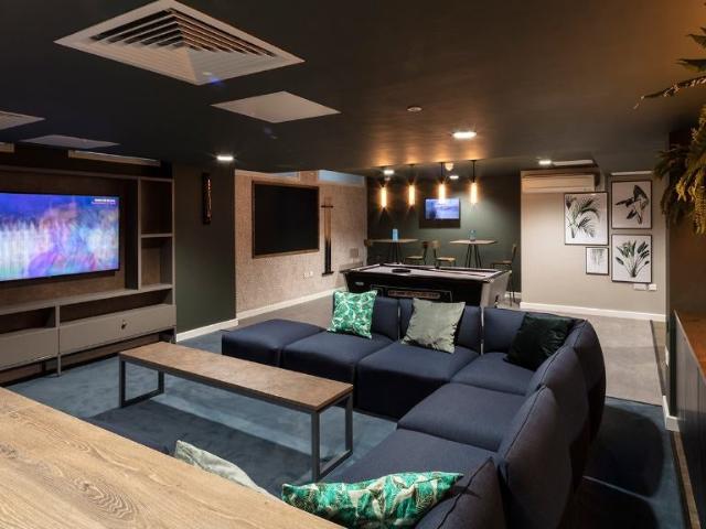 Room for rent in Bede Island, Old Wharf