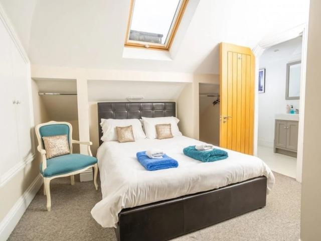 Room for rent in Dulcote, Bath And North East Somerset