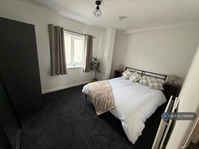 Room for rent in Lowton Common, Wigan