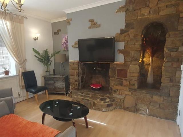 Room for rent in Blackford Bridge, Bury