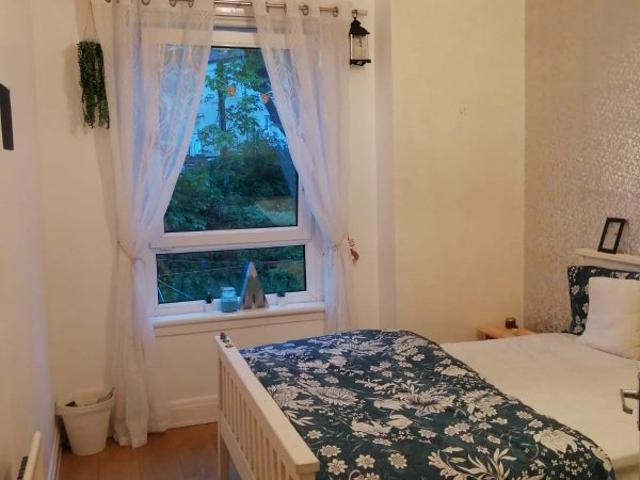 Room for rent in Roughmussel, Glasgow