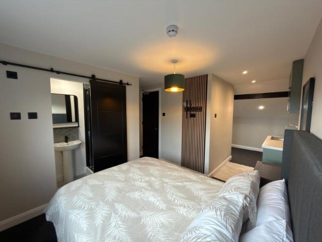 Room for rent in Woodhouses, Pendock