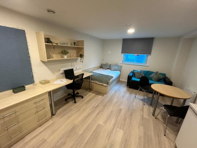 Room for rent in St Ann's, Haddon