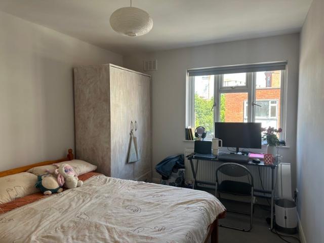 Room for rent in West Kensington, Greater London