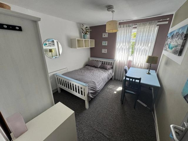 Room for rent in Thorplands, Northampton