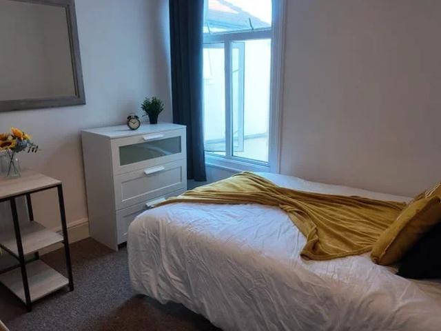 Room for rent in Fratton, City Of Portsmouth